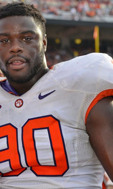 Column: Clemson's Lawson shouldn't play if risk too great